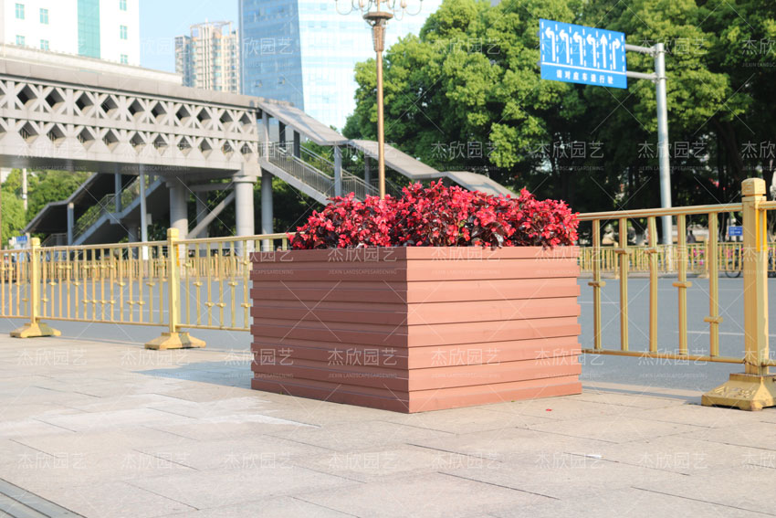 室外花箱和室內(nèi)花箱有什么區(qū)別？
